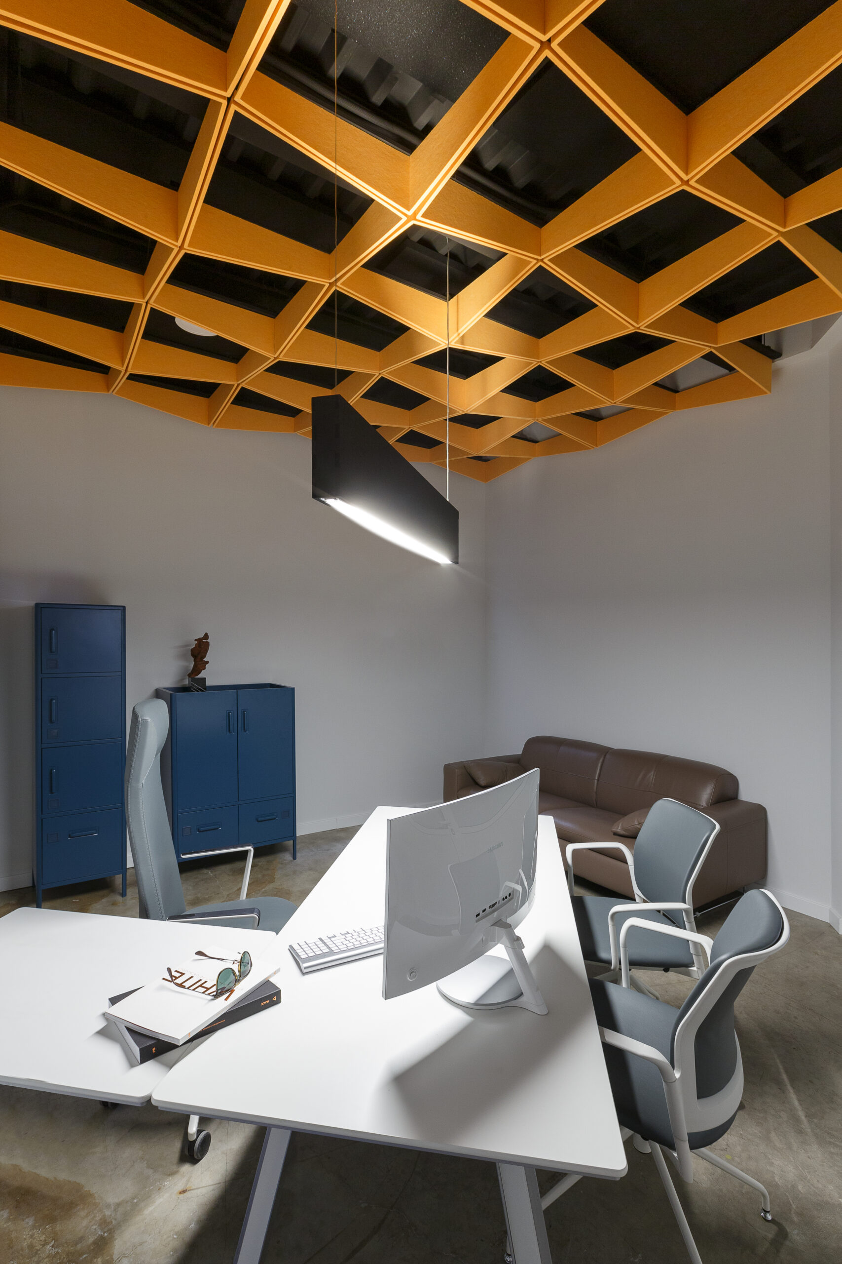 soluciones acústicas para oficinas - techos fonoabsorventes